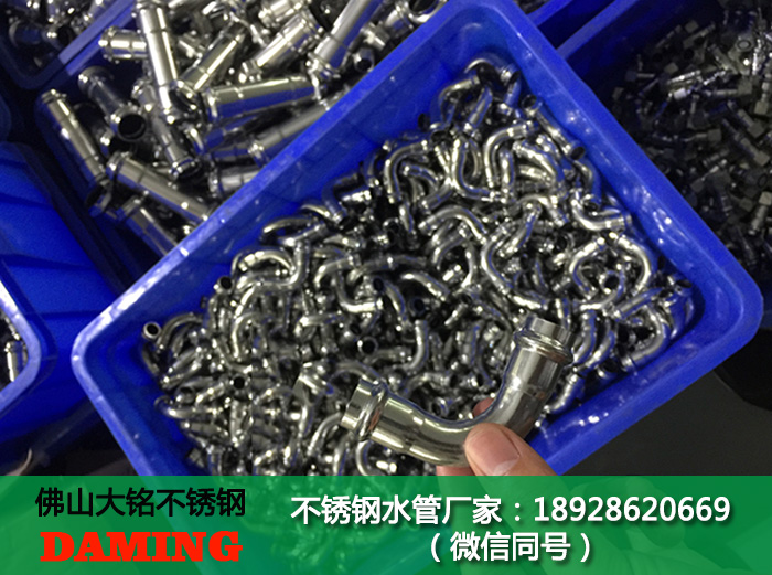 卡压式香蕉成人网站